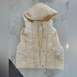 Zara girls size 6 lightweight puff vest